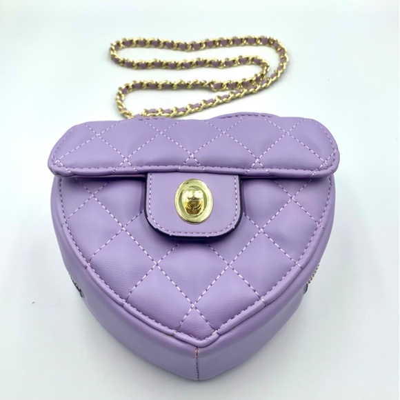 Purple quilted heart shape crossbody/shoulder bag gold-tone chain zipper closure - Picture 4 of 13